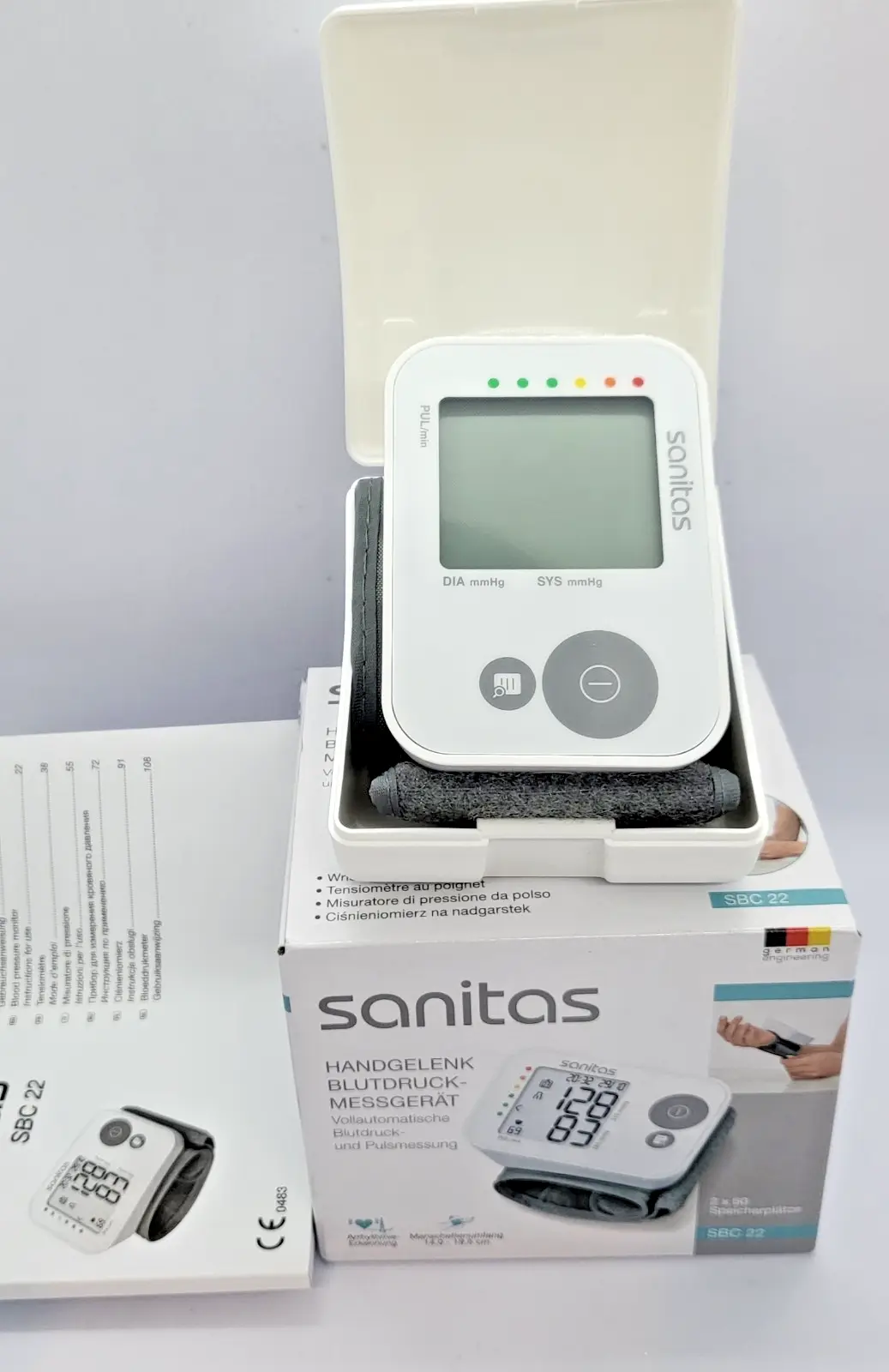 Sanitas SBC 22 Дигитален апарат за кръвно налягане за китка с откриване на аритмия LCD - Image 2