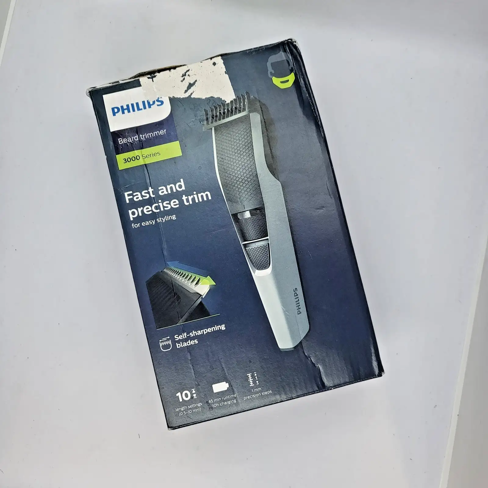 Тример за брада Philips Серия 3000 Безжична машинка за оформяне на наболи косми BT3206 - Image 2